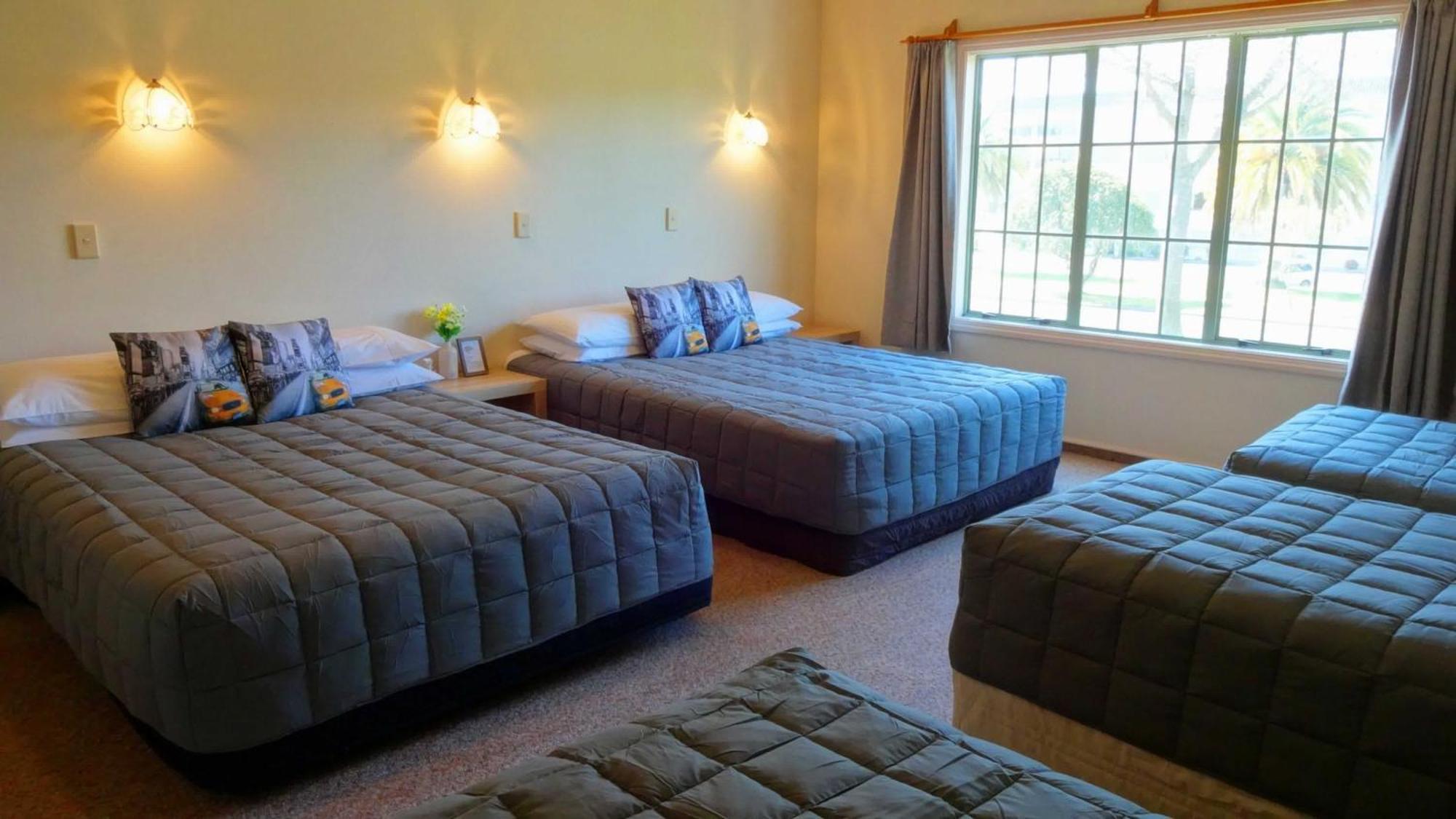 Rotorua Coachman Spa Motel Bilik gambar